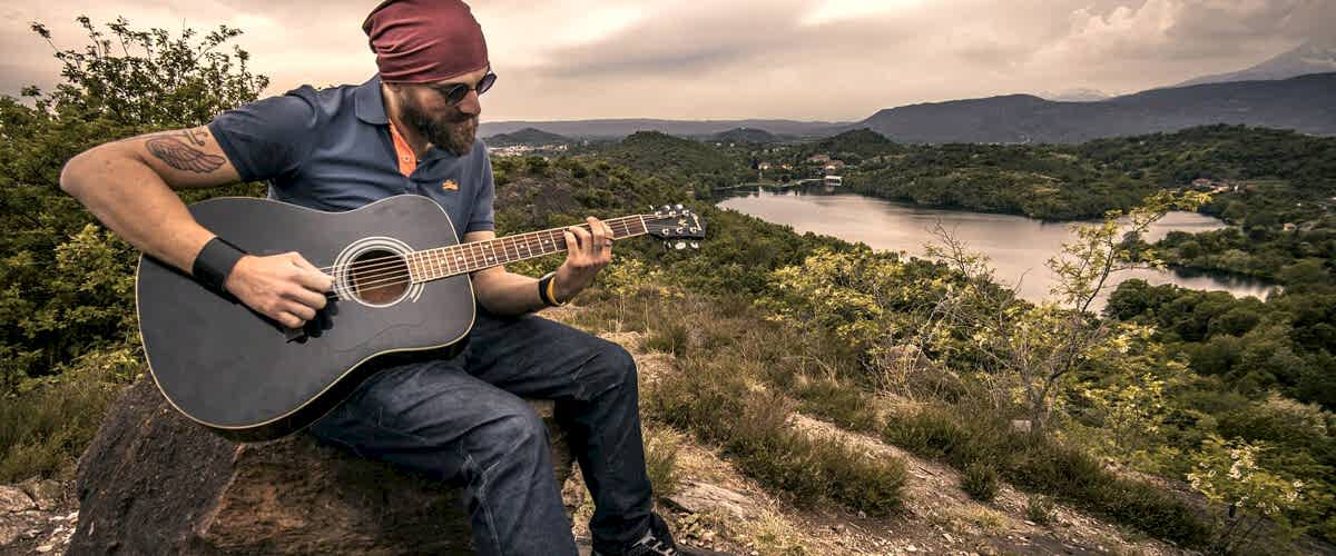 Gitar çalmayı öğrenmek için ne yapmak lazım?